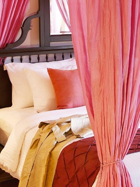Rooms And Suites At Varanasi