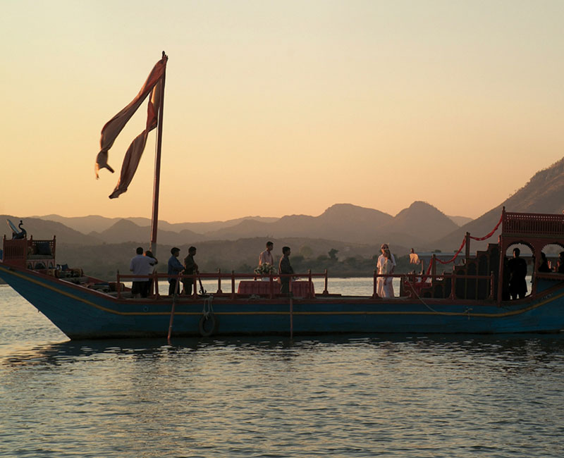Dining Experience On The Royal Gangaur Boat